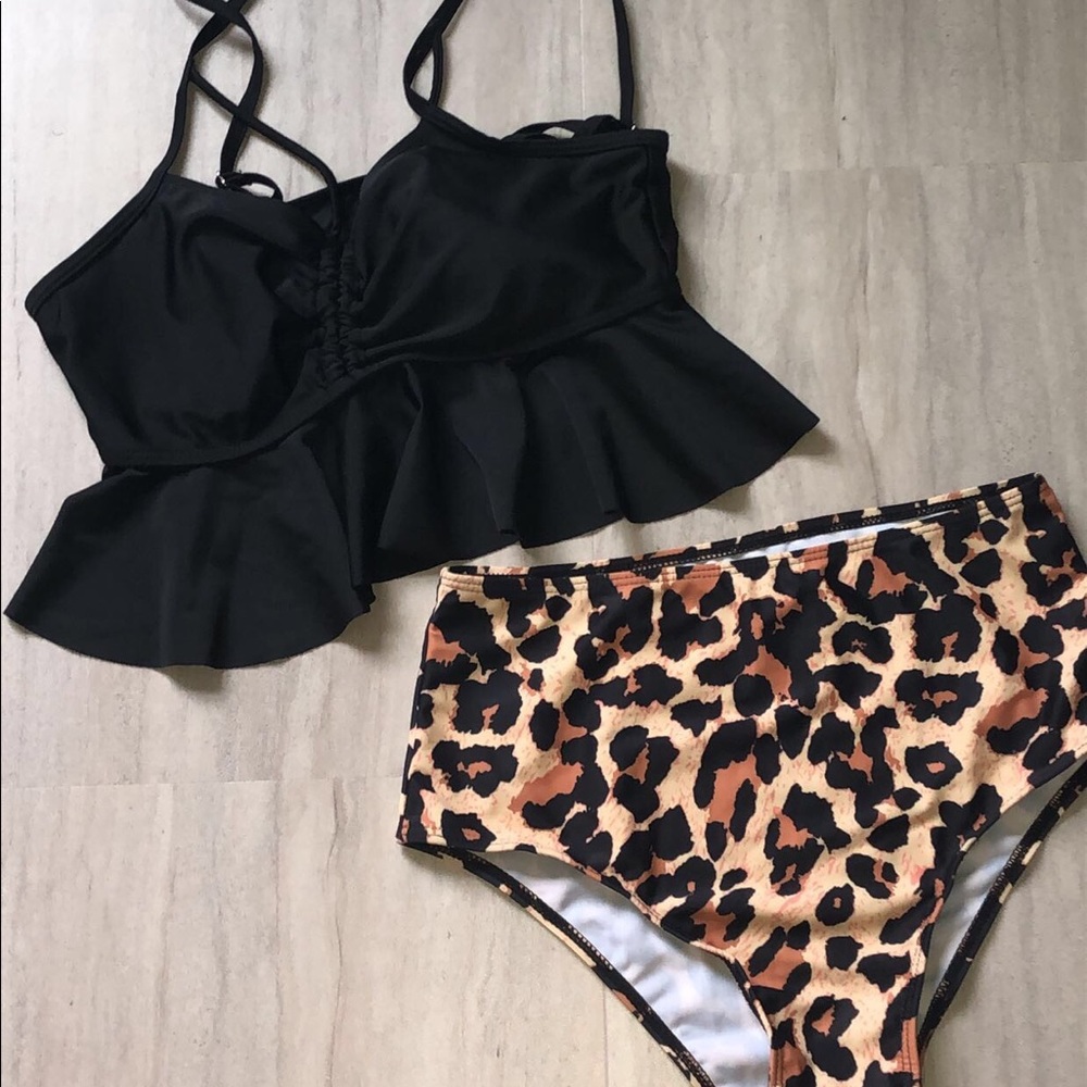 Bathing suit